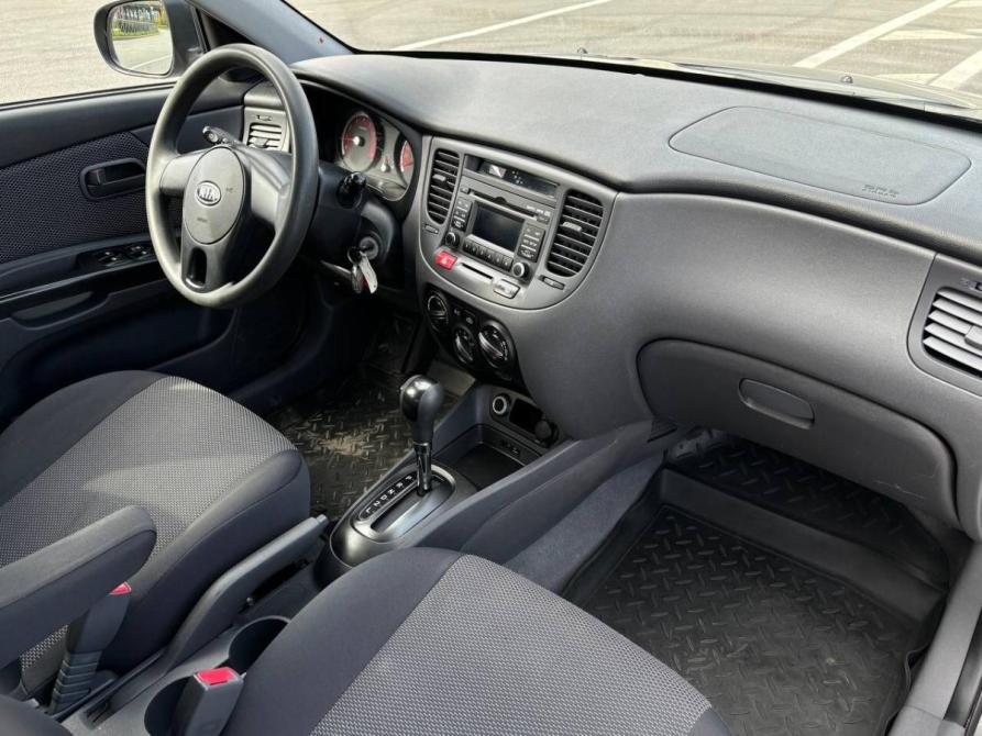 Kia Rio II Рестайлинг Санкт-Петербург  - изображение 12