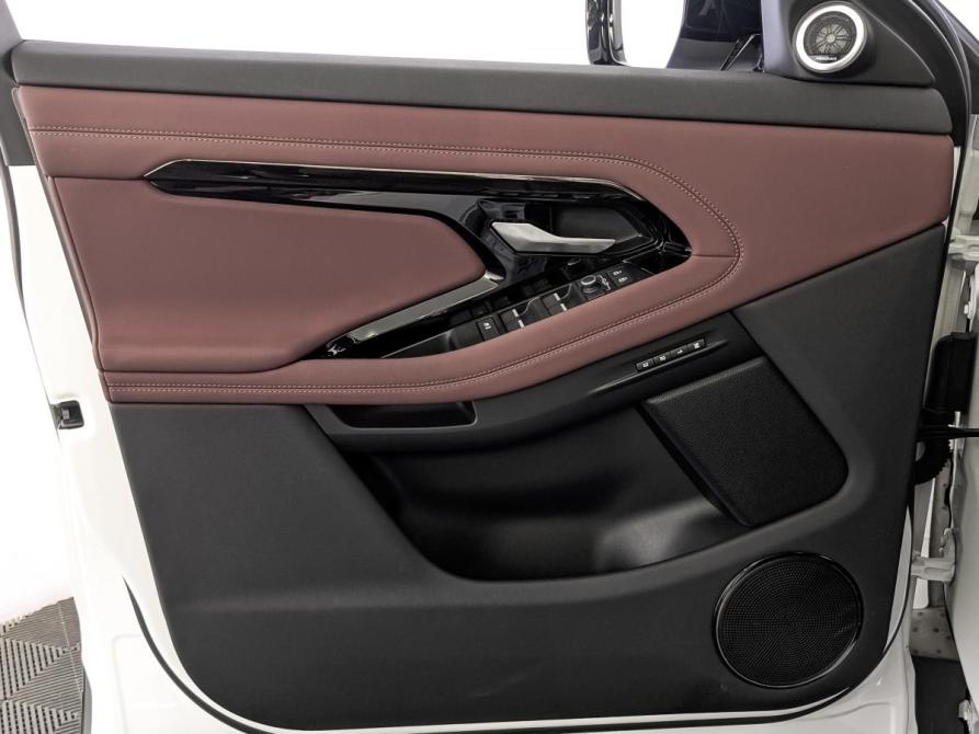 Land Rover Range Rover Evoque II Рестайлинг Москва  - изображение 19