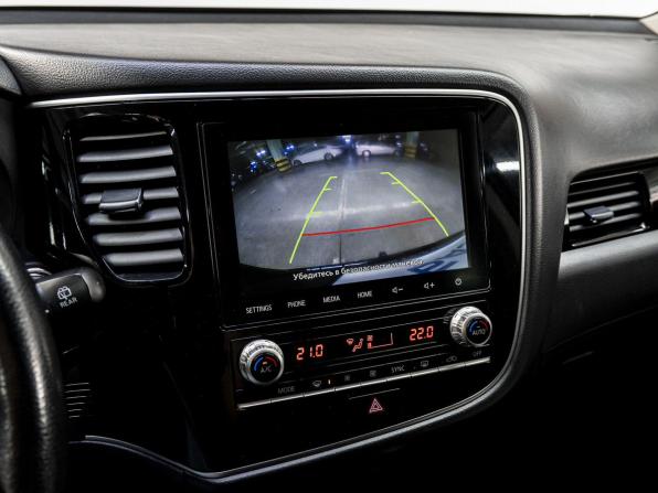 Mitsubishi Outlander III Рестайлинг 3 с пробегом 2021 года, цена 2 600 000 рублей, 93562 км, внедорожник, Автокод Объявления