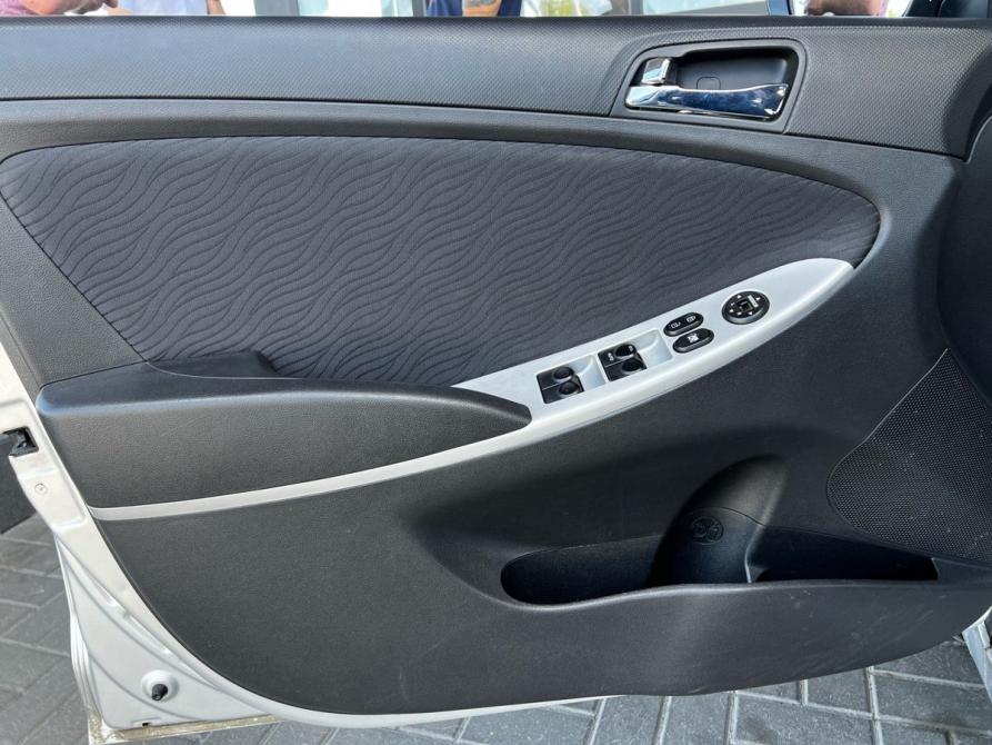 Hyundai Solaris I Волгоград  - изображение 7