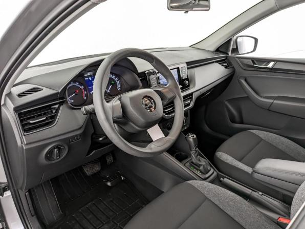 Skoda Rapid II с пробегом 2021 года, цена 1 470 000 рублей, 76273 км, лифтбек, Автокод Объявления