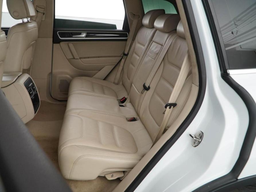 Volkswagen Touareg II Рестайлинг Москва  - изображение 9