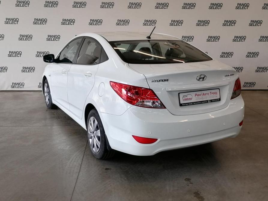 Hyundai Solaris I Курск  - изображение 3