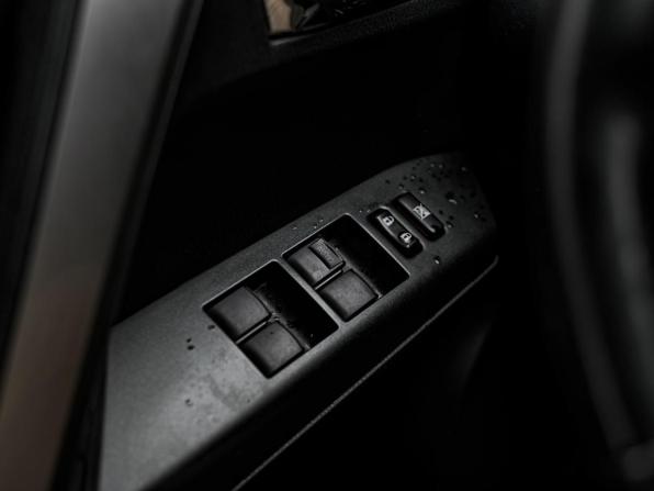 Toyota RAV4 IV (XA40) Рестайлинг с пробегом 2017 года, цена 2 120 000 рублей, 134603 км, внедорожник, Автокод Объявления