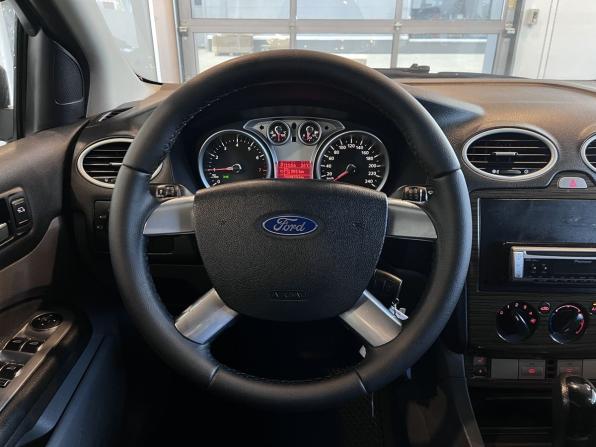 Ford Focus II Рестайлинг с пробегом 2008 года, цена 588 000 рублей, 250023 км, хэтчбек, Автокод Объявления