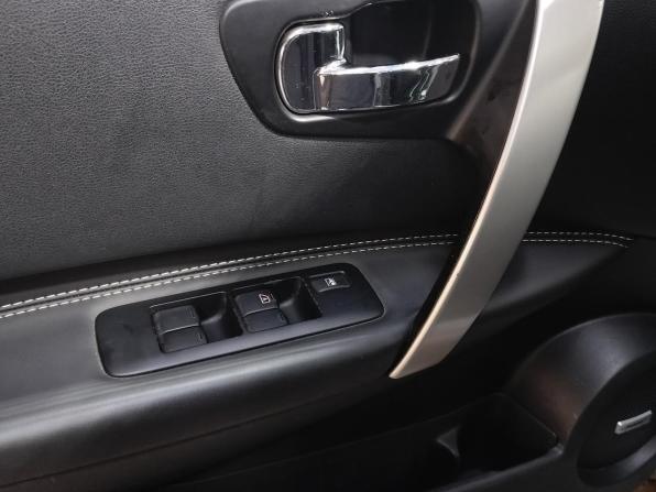 Nissan Qashqai I Рестайлинг с пробегом 2010 года, цена 1 050 000 рублей, 130172 км, внедорожник, Автокод Объявления