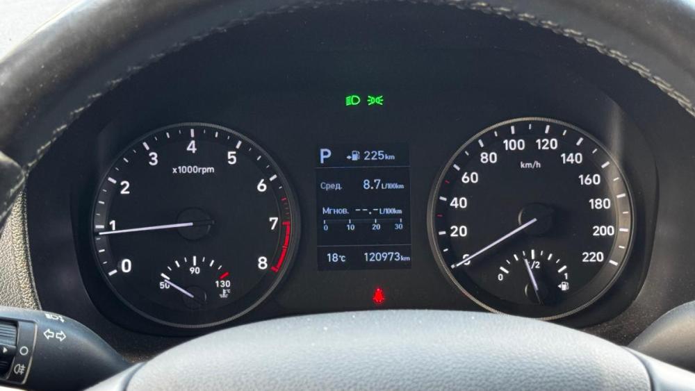 Hyundai Solaris II Санкт-Петербург  - изображение 4