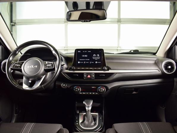 Kia Cerato IV Рестайлинг с пробегом 2021 года, цена 2 375 995 рублей, 46867 км, седан, Автокод Объявления