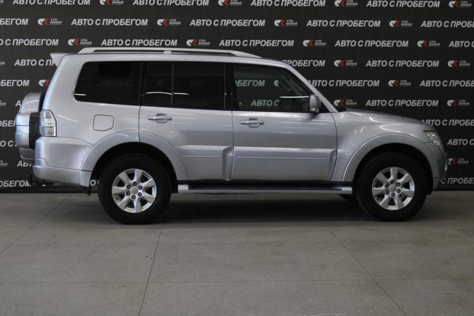 Mitsubishi Pajero IV с пробегом 2011 года, цена 1 783 000 рублей, 241898 км, внедорожник, Автокод Объявления