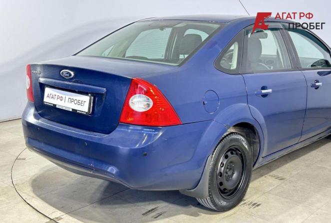 Ford Focus II Рестайлинг с пробегом 2010 года, цена 390 000 рублей, 289174 км, седан, Автокод Объявления