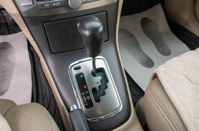 Toyota Avensis II с пробегом 2005 года, цена 749 000 рублей, 283000 км, седан, Автокод Объявления
