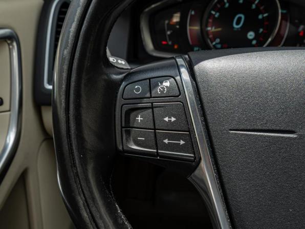 Volvo XC60 I Рестайлинг с пробегом 2013 года, цена 1 680 000 рублей, 218271 км, внедорожник, Автокод Объявления