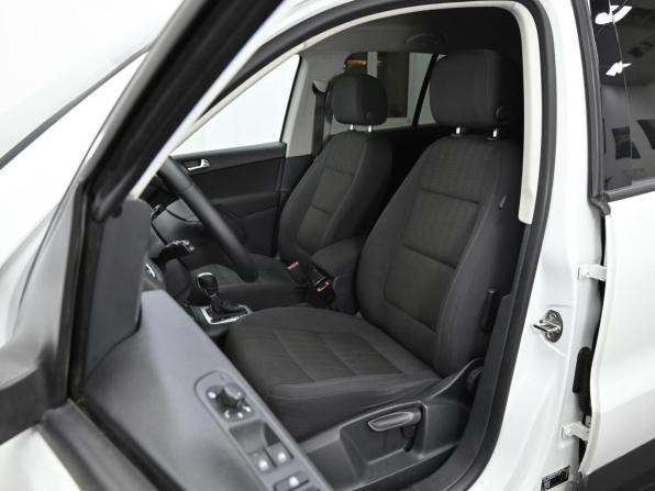 Volkswagen Tiguan I Рестайлинг с пробегом 2014 года, цена 1 349 000 рублей, 215000 км, внедорожник, Автокод Объявления