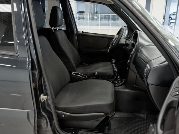 Chevrolet Niva I Рестайлинг с пробегом 2013 года, цена 326 000 рублей, 211868 км, внедорожник, Автокод Объявления