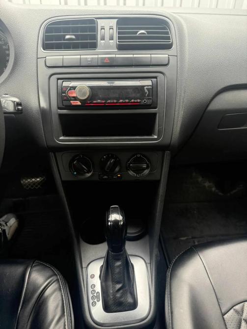 Volkswagen Polo V Рестайлинг Ростов-на-Дону  - изображение 12