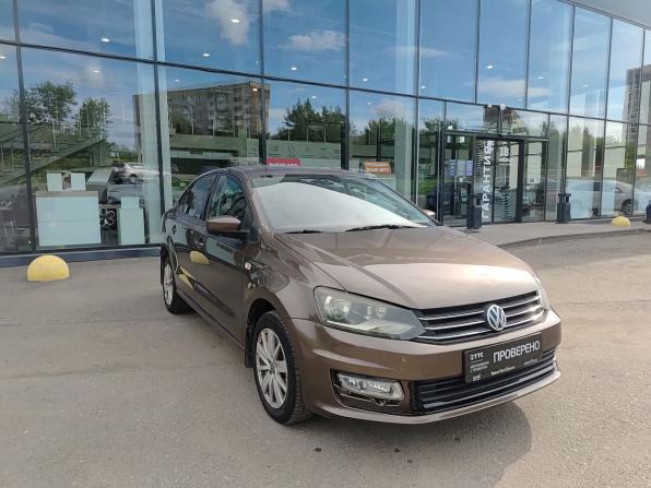 Volkswagen Polo V Рестайлинг с пробегом 2017 года, цена 1 095 000 рублей, 97452 км, седан, Автокод Объявления