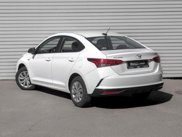 Hyundai Solaris II Рестайлинг с пробегом 2022 года, цена 1 665 000 рублей, 68053 км, седан, Автокод Объявления