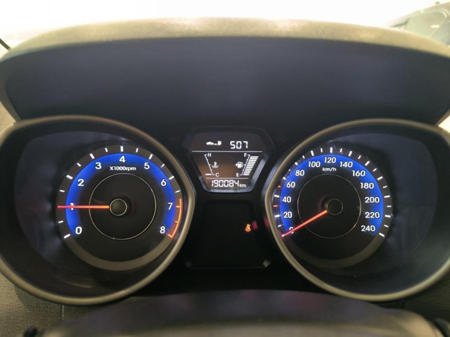Hyundai Elantra V (MD) Рестайлинг Казань  - изображение 16