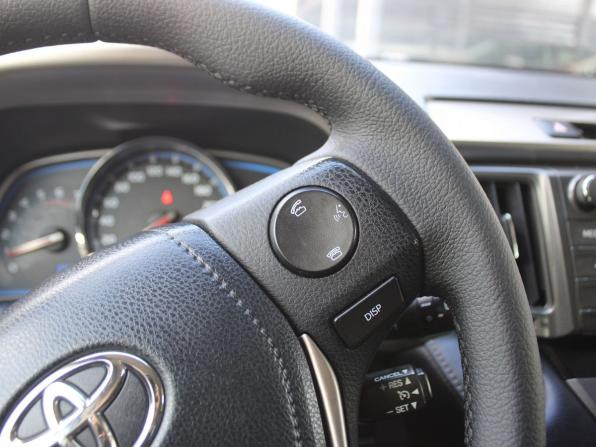 Toyota RAV4 IV (XA40) с пробегом 2013 года, цена 1 999 000 рублей, 104000 км, внедорожник, Автокод Объявления