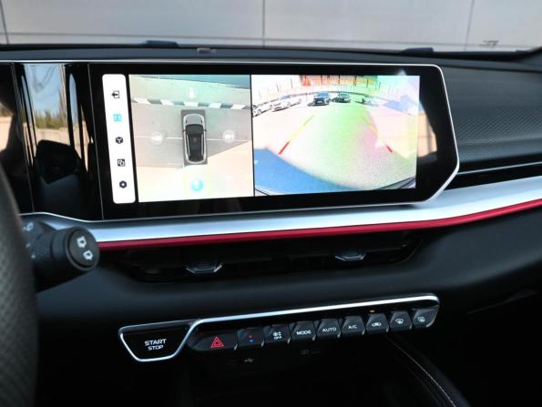 Geely Coolray I Рестайлинг с пробегом 2024 года, цена 2 149 000 рублей, 29496 км, внедорожник, Автокод Объявления