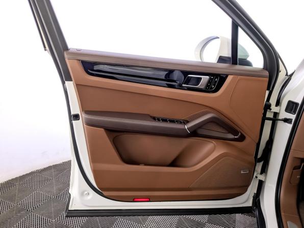 Porsche Cayenne III с пробегом 2021 года, цена 7 820 000 рублей, 68364 км, внедорожник, Автокод Объявления