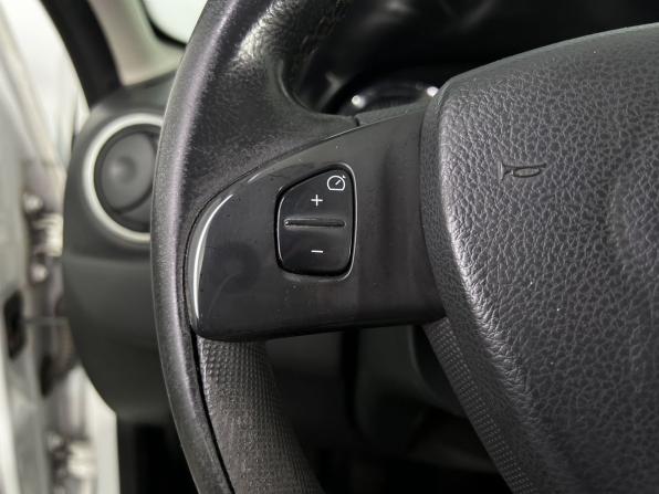 Renault Duster I Рестайлинг с пробегом 2017 года, цена 1 190 000 рублей, 240000 км, внедорожник, Автокод Объявления