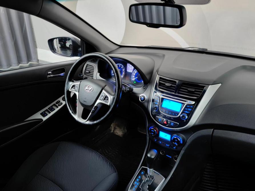 Hyundai Solaris I Москва  - изображение 7