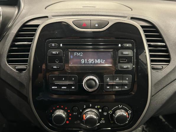 Renault Kaptur I с пробегом 2017 года, цена 1 049 000 рублей, 178799 км, внедорожник, Автокод Объявления