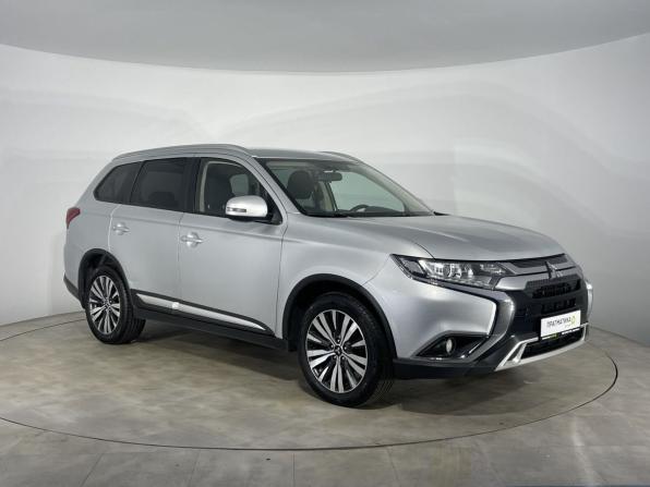 Mitsubishi Outlander III Рестайлинг 3 с пробегом 2020 года, цена 2 149 000 рублей, 135028 км, внедорожник, Автокод Объявления