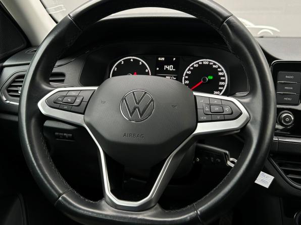 Volkswagen Polo VI с пробегом 2022 года, цена 1 614 500 рублей, 74683 км, лифтбек, Автокод Объявления