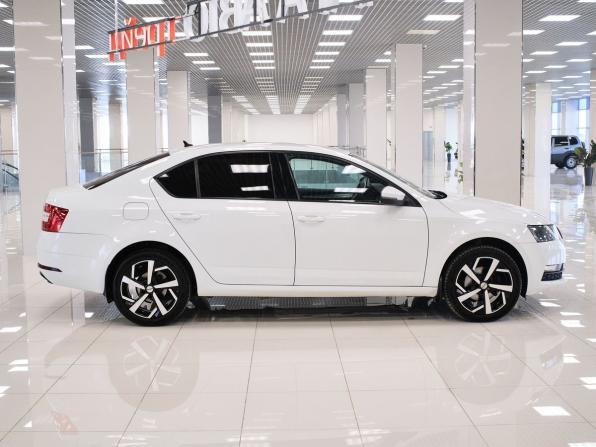 Skoda Octavia III (A7) Рестайлинг с пробегом 2020 года, цена 1 809 000 рублей, 93721 км, лифтбек, Автокод Объявления