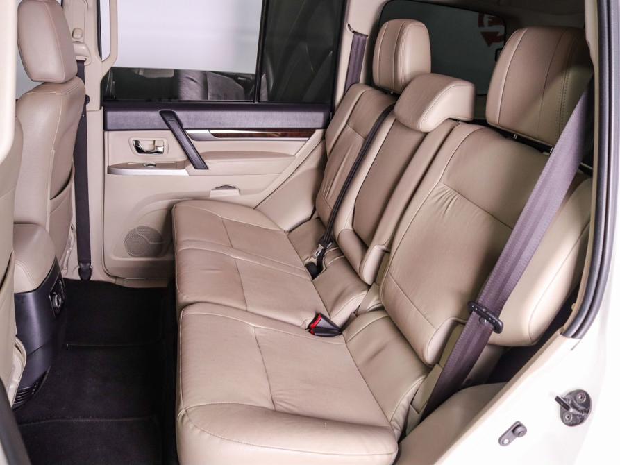 Mitsubishi Pajero IV Рестайлинг 2 Минеральные Воды  - изображение 10