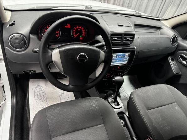 Nissan Terrano III (D10) с пробегом 2015 года, цена 977 000 рублей, 126052 км, внедорожник, Автокод Объявления