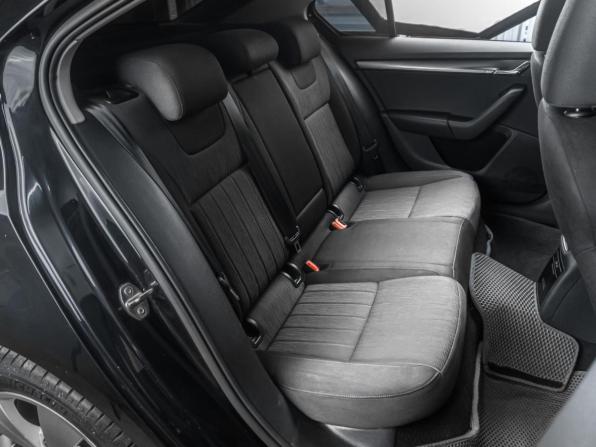 Skoda Octavia III (A7) Рестайлинг с пробегом 2020 года, цена 1 819 000 рублей, 103713 км, лифтбек, Автокод Объявления