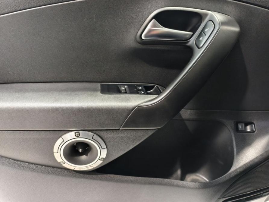 Volkswagen Polo V Курск  - изображение 13