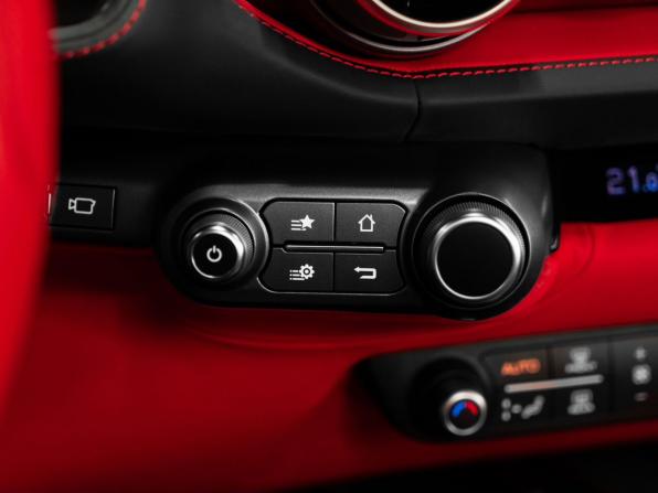Ferrari 812 с пробегом 2020 года, цена 46 316 000 рублей, 3484 км, родстер, Автокод Объявления