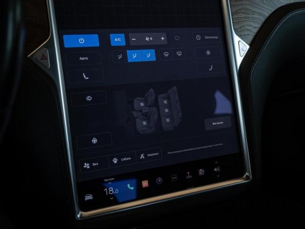Tesla Model S I Рестайлинг с пробегом 2017 года, цена 3 250 000 рублей, 151116 км, лифтбек, Автокод Объявления