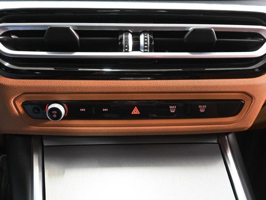 BMW 3 серии VII (G2x) Рестайлинг 2 Ростов-на-Дону  - изображение 16
