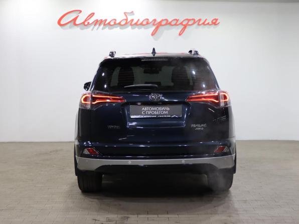 Toyota RAV4 IV (XA40) Рестайлинг с пробегом 2017 года, цена 2 290 000 рублей, 138000 км, внедорожник, Автокод Объявления