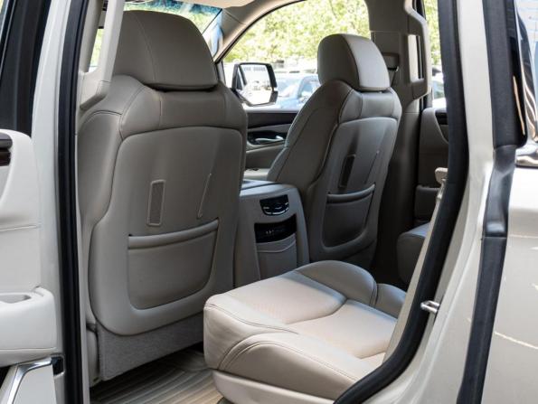 Cadillac Escalade IV с пробегом 2016 года, цена 5 200 000 рублей, 94143 км, внедорожник, Автокод Объявления