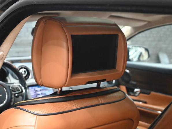 Jaguar XJ IV (X351) с пробегом 2013 года, цена 1 465 000 рублей, 157453 км, седан, Автокод Объявления