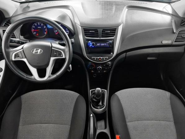 Hyundai Solaris I с пробегом 2011 года, цена 639 000 рублей, 157571 км, седан, Автокод Объявления