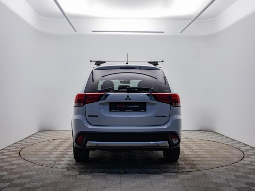 Mitsubishi Outlander III Рестайлинг 2 Москва  - изображение 7