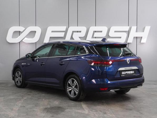 Renault Megane IV Рестайлинг с пробегом 2021 года, цена 1 696 000 рублей, 97338 км, универсал, Автокод Объявления
