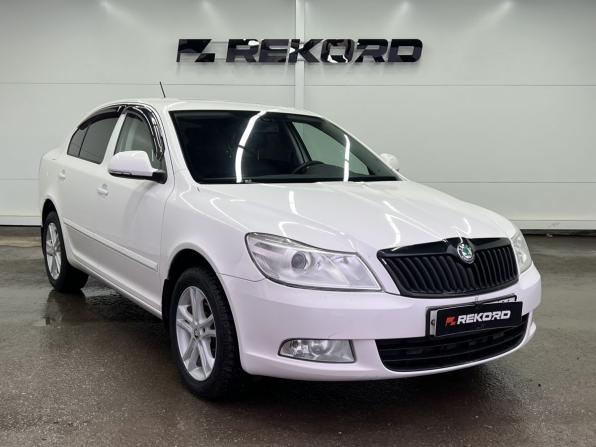 Skoda Octavia II (A5) Рестайлинг с пробегом 2012 года, цена 750 000 рублей, 250706 км, лифтбек, Автокод Объявления