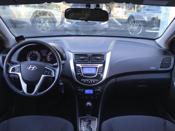 Hyundai Solaris I с пробегом 2014 года, цена 960 000 рублей, 212000 км, хэтчбек, Автокод Объявления