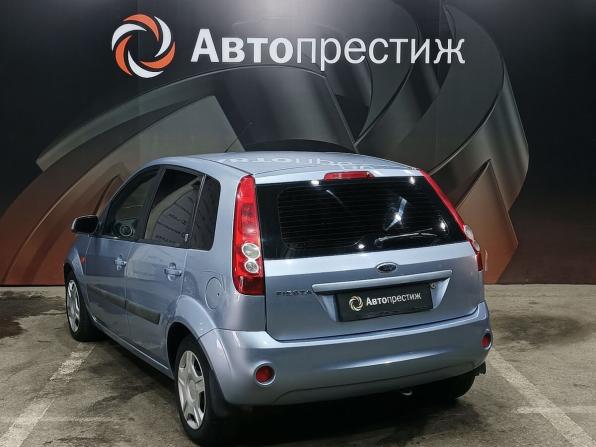 Ford Fiesta Mk5 с пробегом 2007 года, цена 395 000 рублей, 188000 км, хэтчбек, Автокод Объявления
