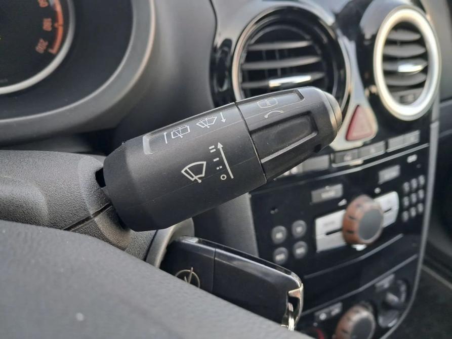 Opel Corsa D Санкт-Петербург  - изображение 12