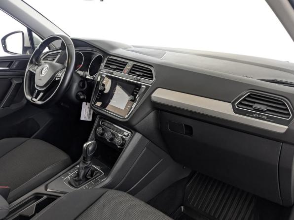 Volkswagen Tiguan II с пробегом 2020 года, цена 2 315 000 рублей, 95974 км, внедорожник, Автокод Объявления