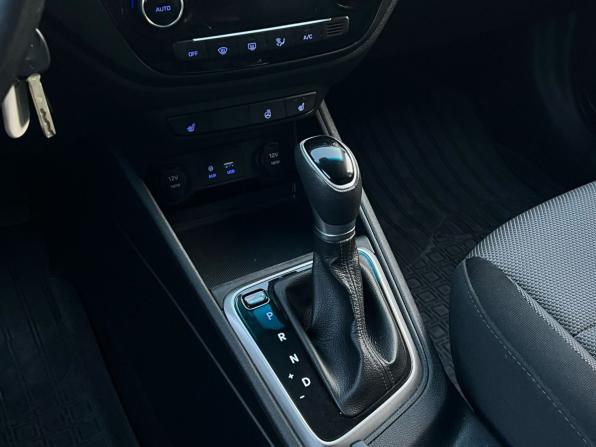 Hyundai Solaris II с пробегом 2018 года, цена 1 379 000 рублей, 125355 км, седан, Автокод Объявления